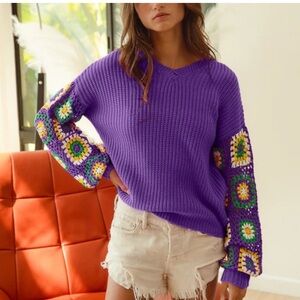 Bibi V neck chunky Oversized Sweater size small, Perfect for Mardi Gras